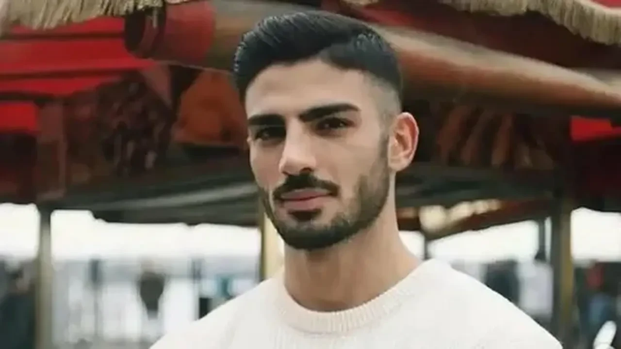 Anıl Altan'dan sosyal medyayı sallayan Yakışıklı Mısırcı taklidi! Yorumlar yağmur gibi yağdı