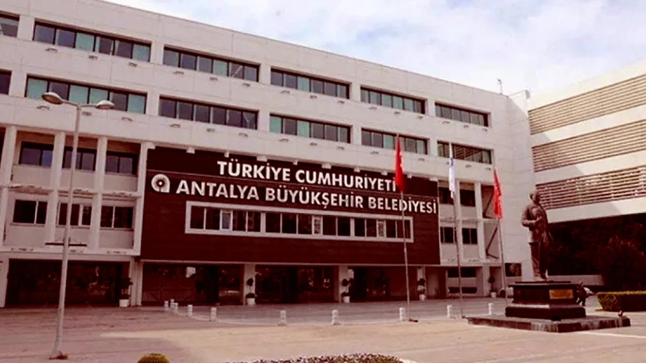 Antalya Büyükşehir Belediyesine yeni operasyon! Çok sayıda gözaltı kararı var 