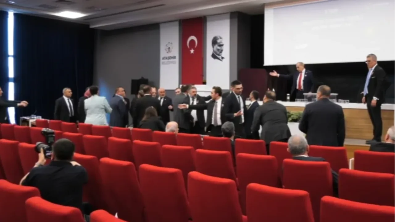 Ataşehir Belediye Başkan Vekili seçimi! CHP'li üye AK Parti'nin adayına oy verdi