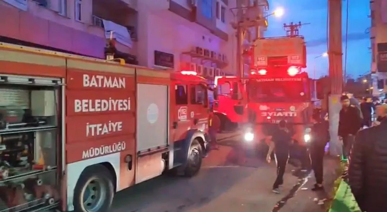 Batman'da evde 2 kişi yanmış halde bulundu