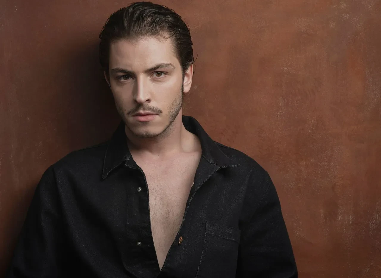 Boran Kuzum İstanbul’u terk etti! Los Angeles’a yöneldi