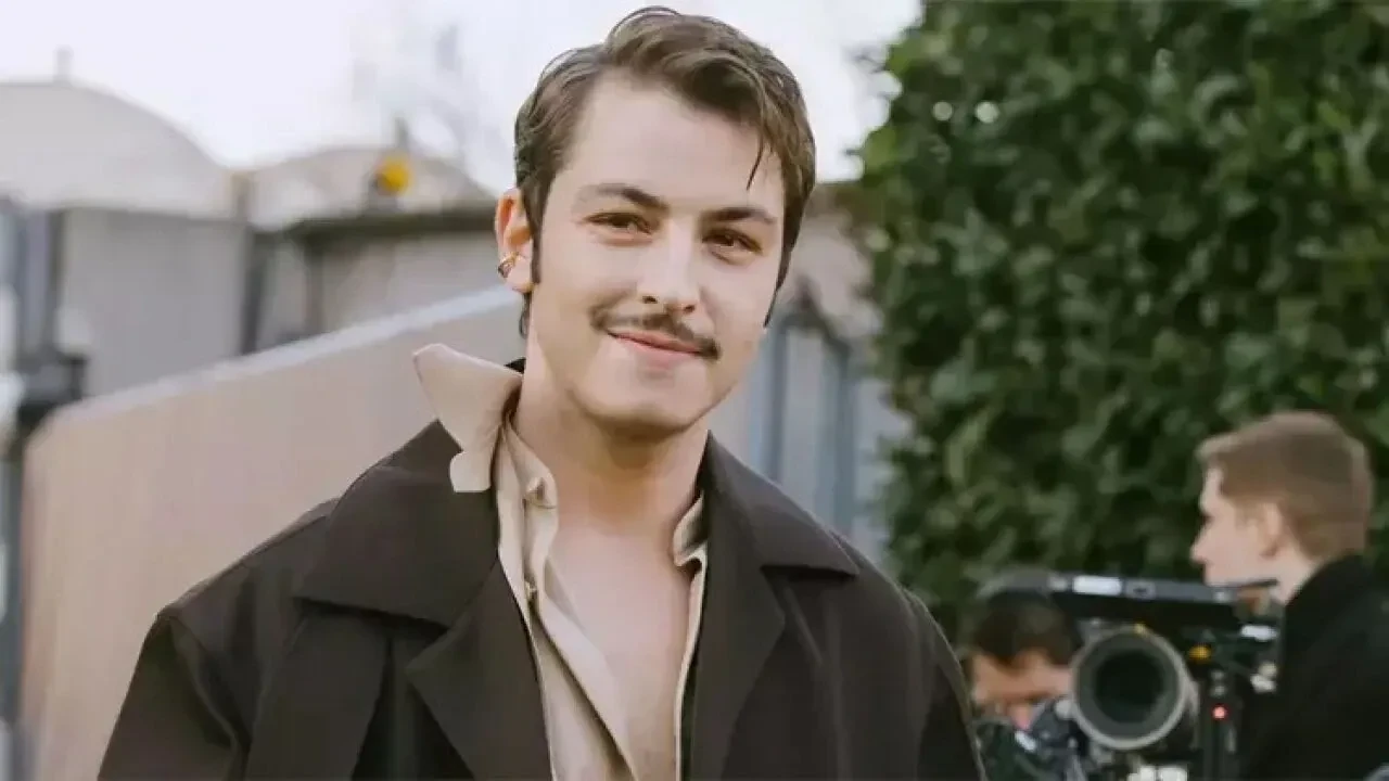 Boran Kuzum İstanbul’u terk etti! Los Angeles’a yöneldi