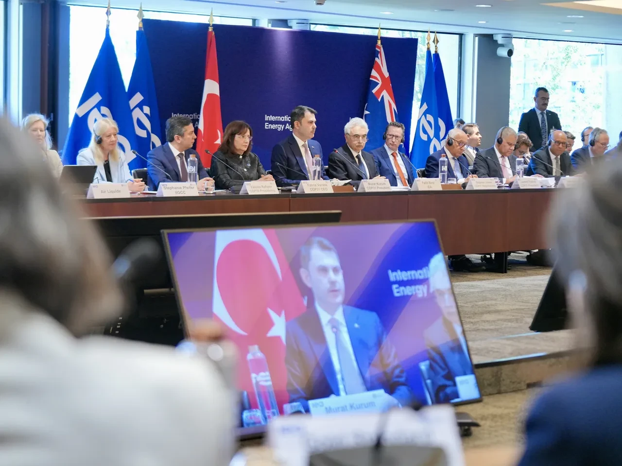 COP31 rotası Paris’te çizildi: Bakan Kurum’dan 'Enerji Arz Güvenliği' vurgusu!