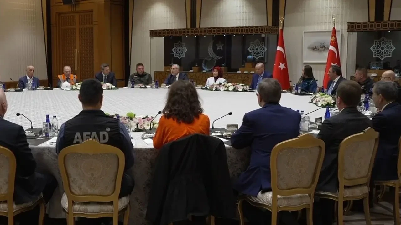 Cumhurbaşkanı Erdoğan'dan Beştepe'de 1 Mayıs zirvesi: 