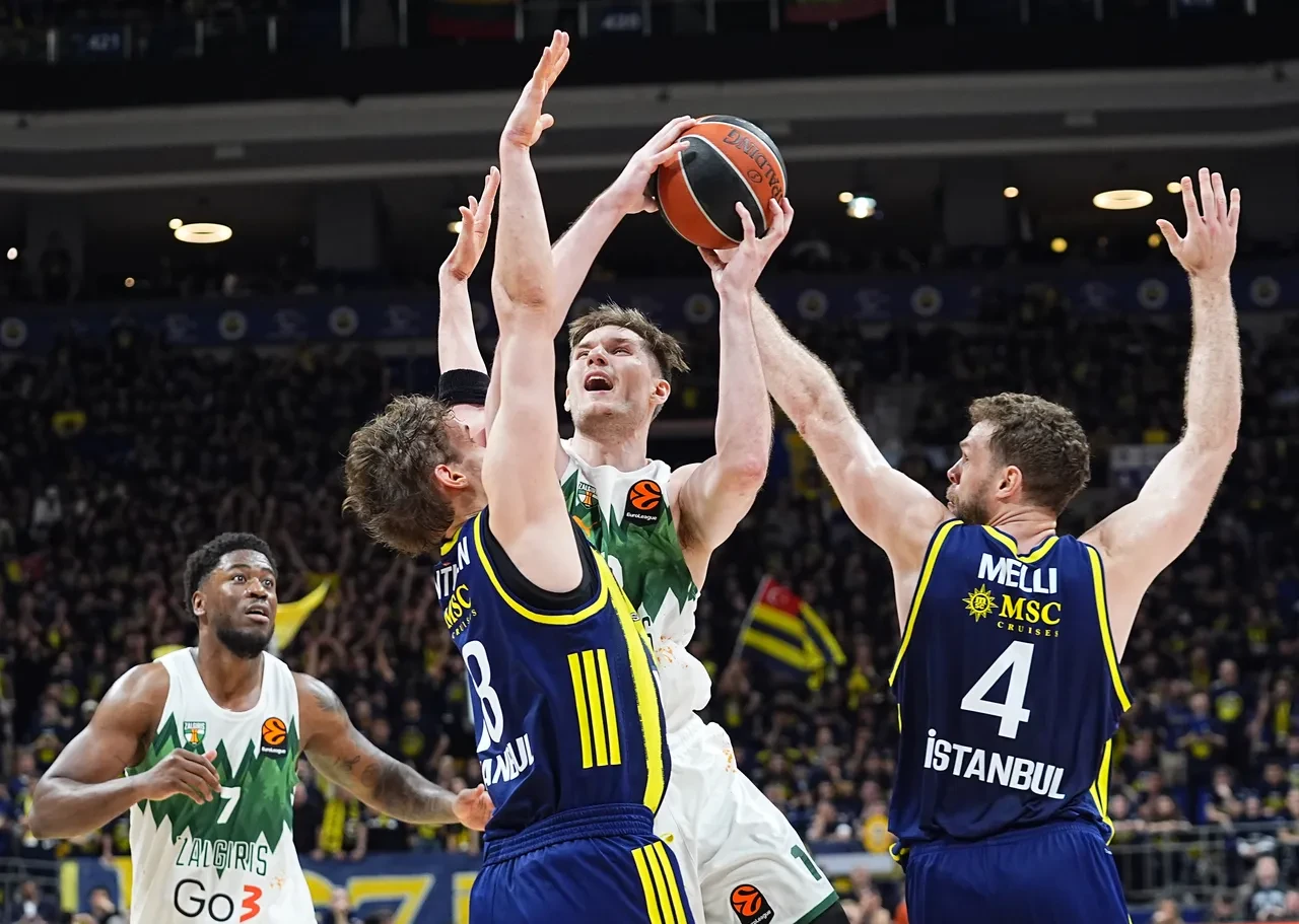Fenerbahçe Beko Zalgiris maç skoru kaç kaç? Seride durum 2-0 