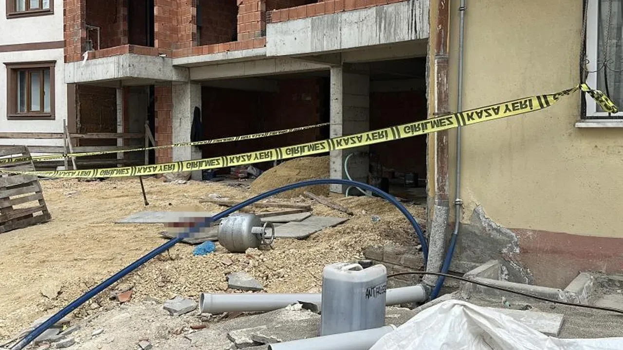 İnşaat çatısından düşen mutfak tüpü işçiyi hayattan kopardı