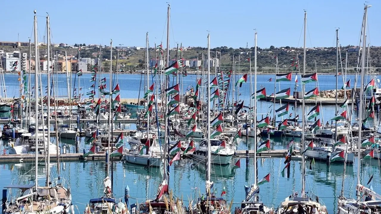 İsrail Dışişleri Bakanı'ndan Küresel Sumud Filosu'nda alıkonulan aktivistlerin durumuyla ilgili açıklama 