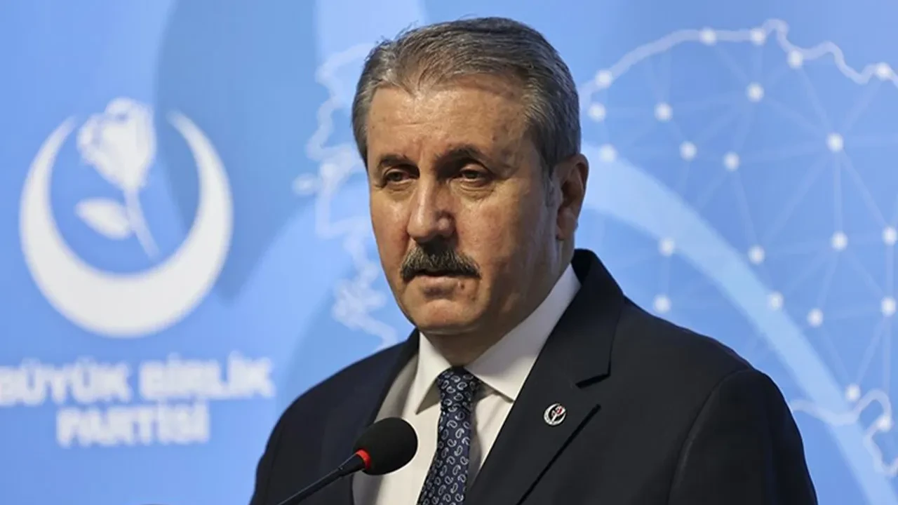 Mustafa Destici'den erken seçim açıklaması: Cumhurbaşkanımız tekrar aday olmalıdır