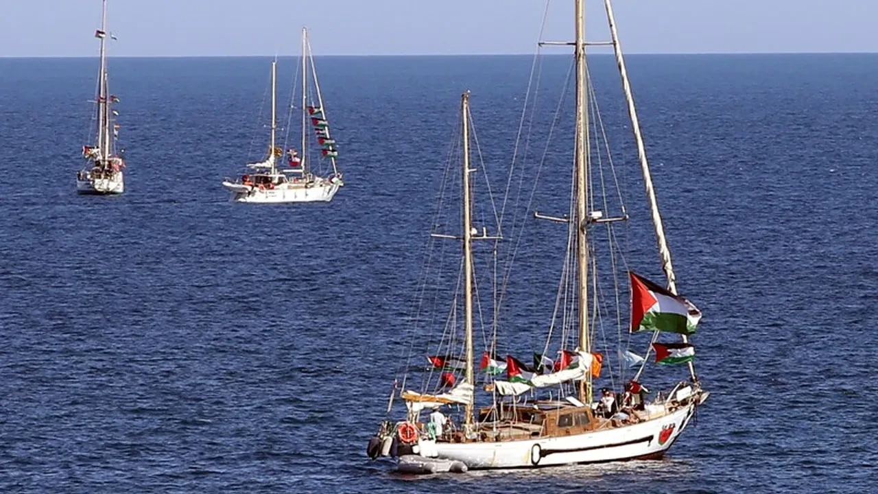 Ömer Çelik'ten İsrail'in Sumud Filosu saldırısına tepki