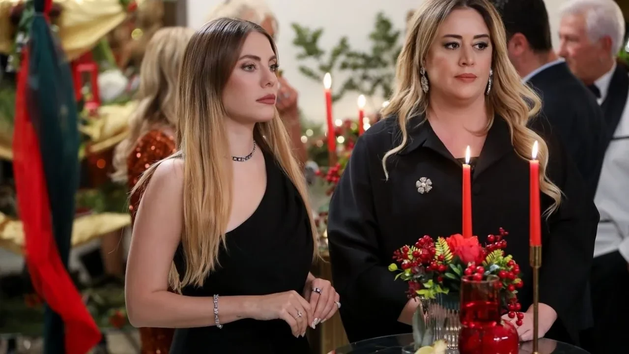 Senarist Melis Civelek’ten dikkat çeken açıklama! Yasak Elma 7. sezonuyla geri mi dönüyor?