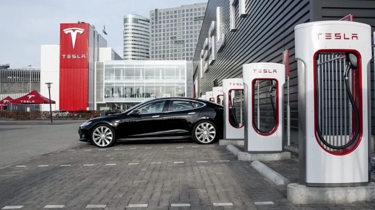 Tesla Supercharger ücretleri zamlandı: İşte yeni tarife