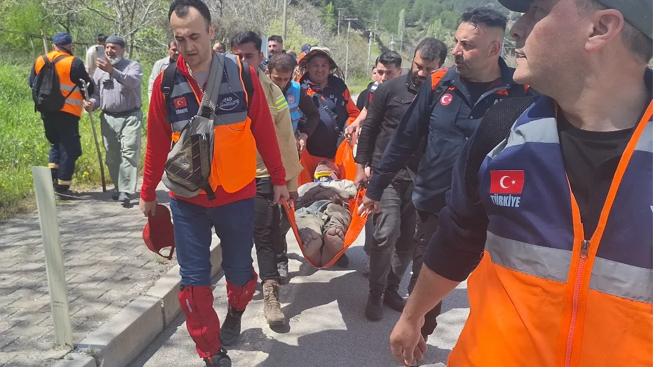 Uyuyan çocuktan sonra şimdi de uyuyan dede: Kaybolduktan 2 gün sonra dağda bulundu