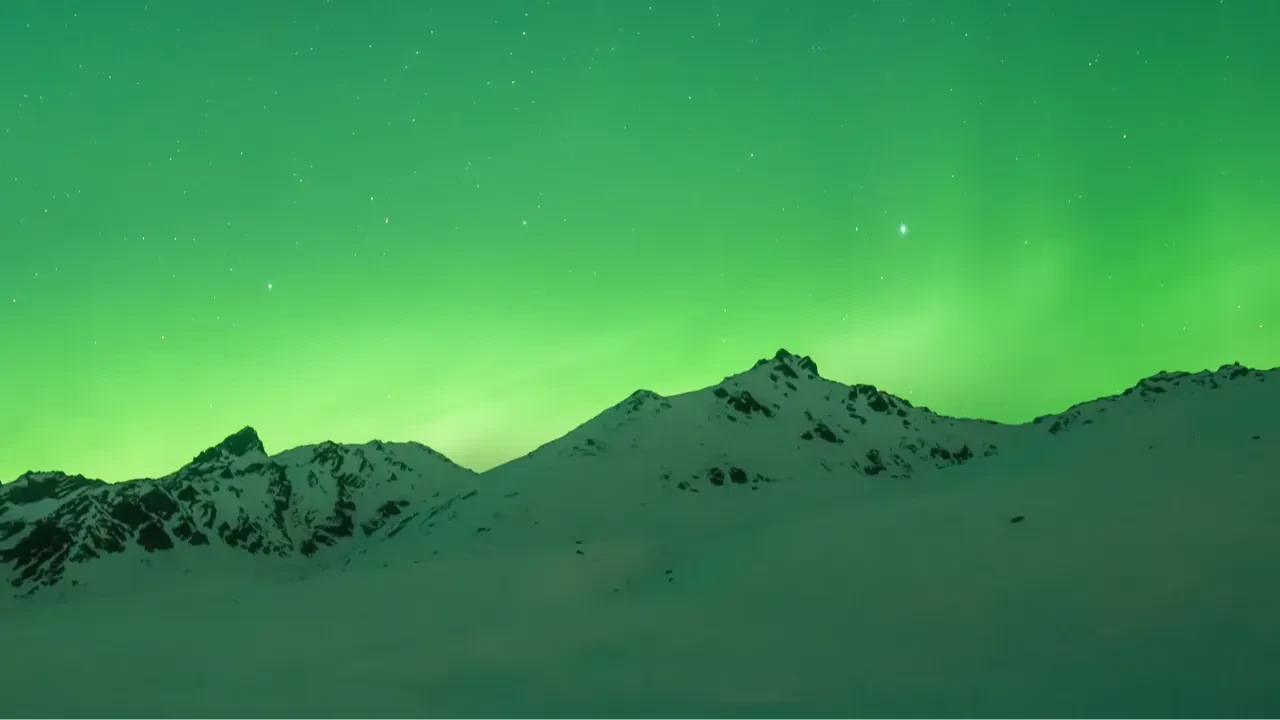 Alaska semalarında ''Kuzey Işıkları'' görsel şölen sundu