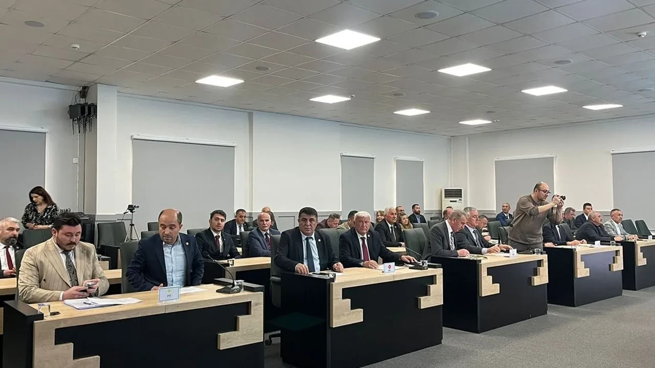 Bilecik İl Genel Meclisi'nde 'fire' krizi: CHP’de seçim şokuna açıklama geldi