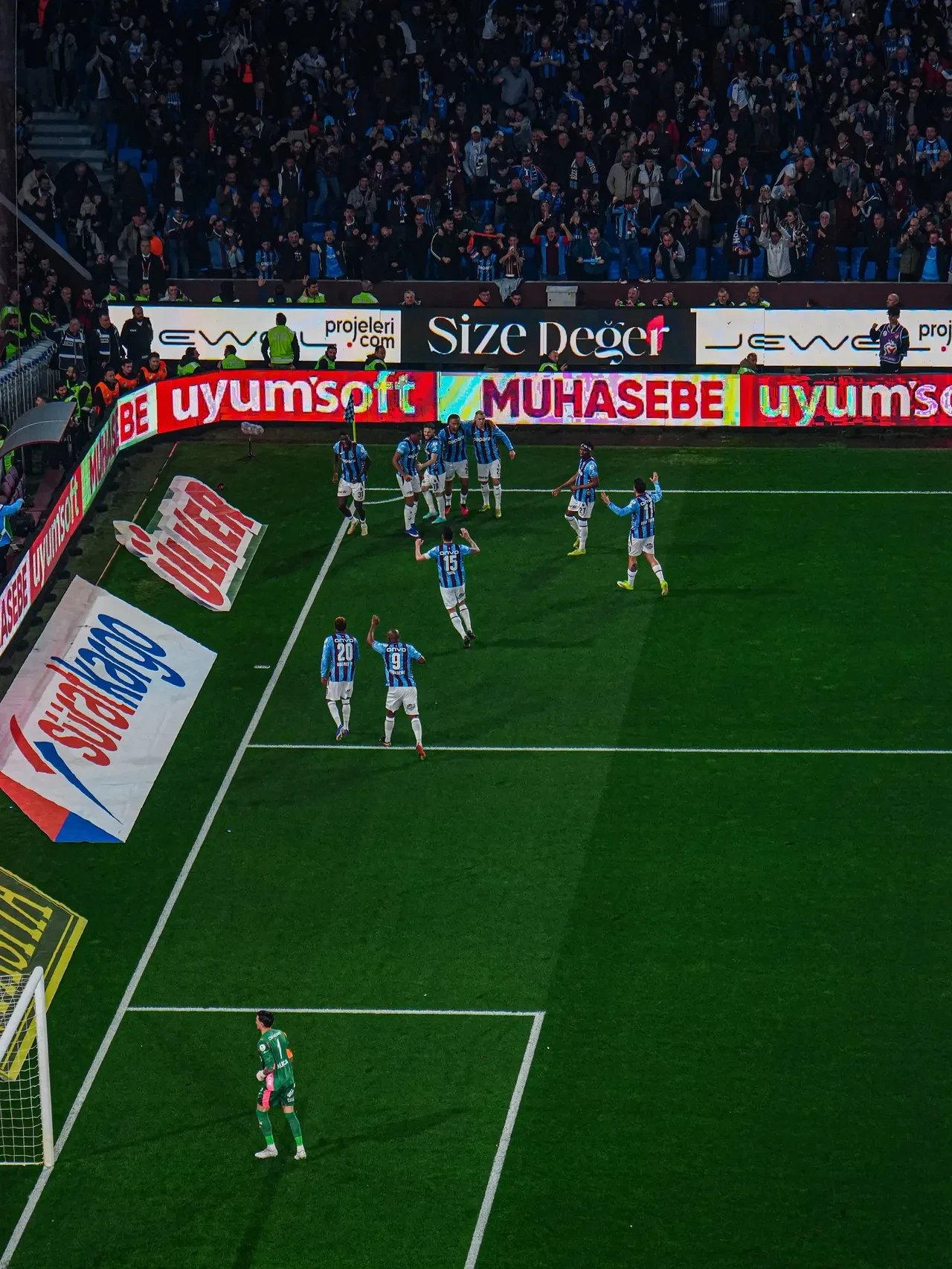 Fatih Tekke'den Galatasaray galibiyeti için üç farklı kelime: "Ateş, liman, rüzgâr!"