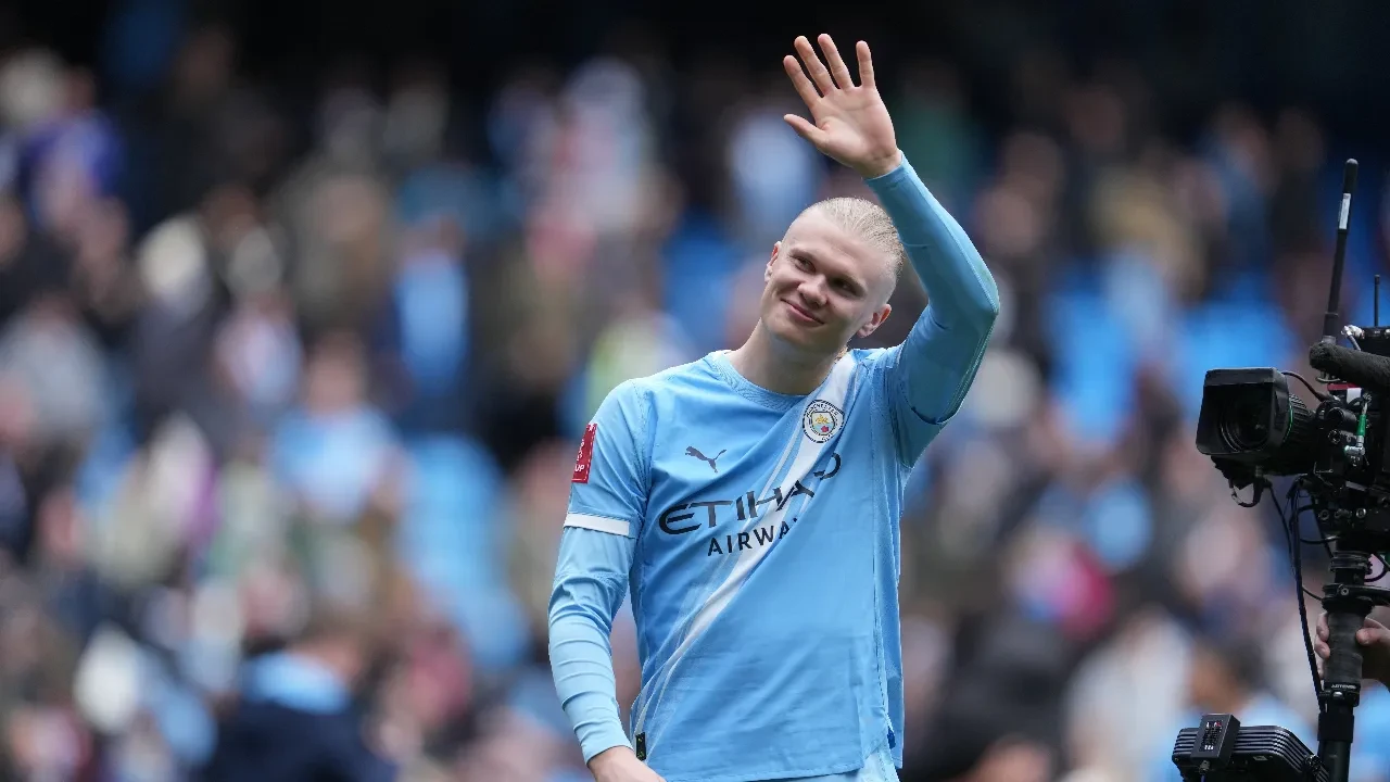 Manchester City, FA Cup'ta Liverpool'u 4 golle geçti