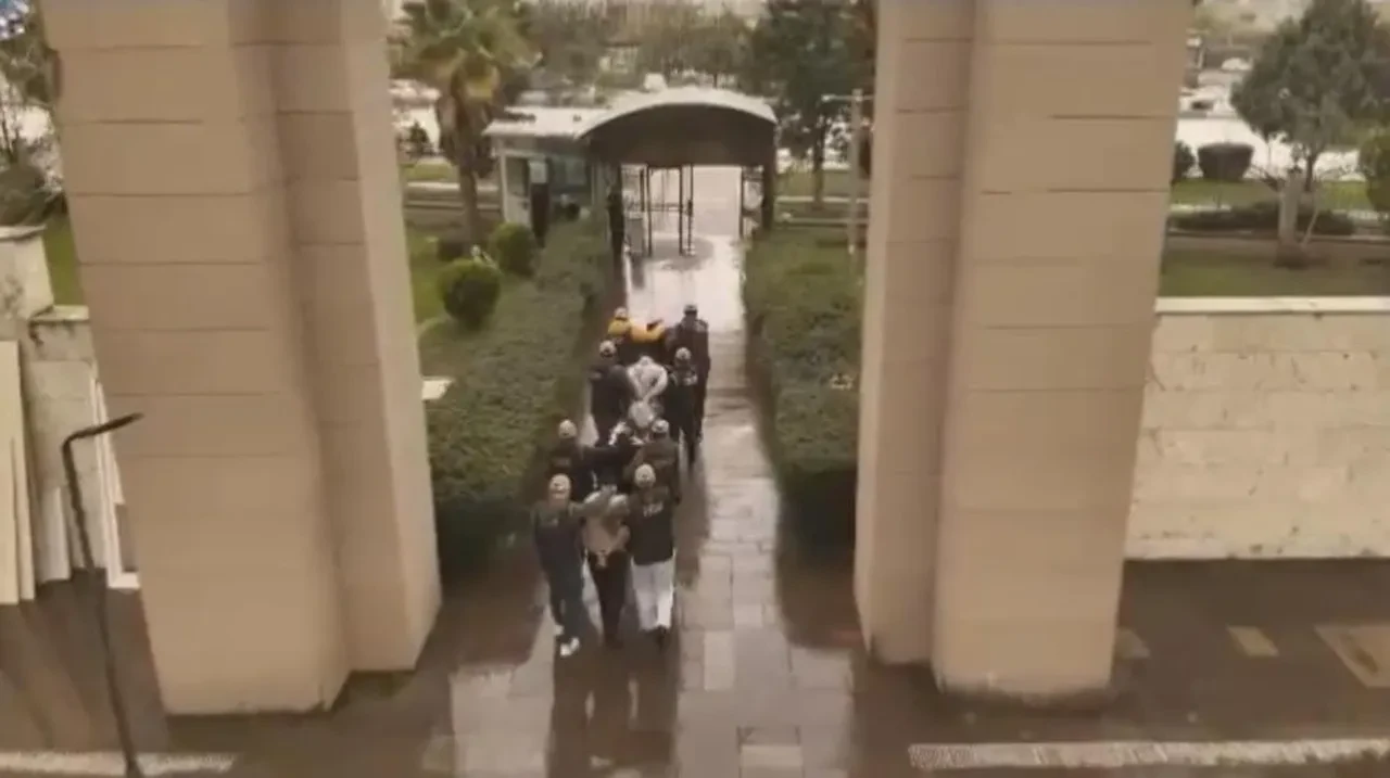 Osmaniye ve Adana'da DEAŞ operasyonu: 4 şüpheli tutuklandı