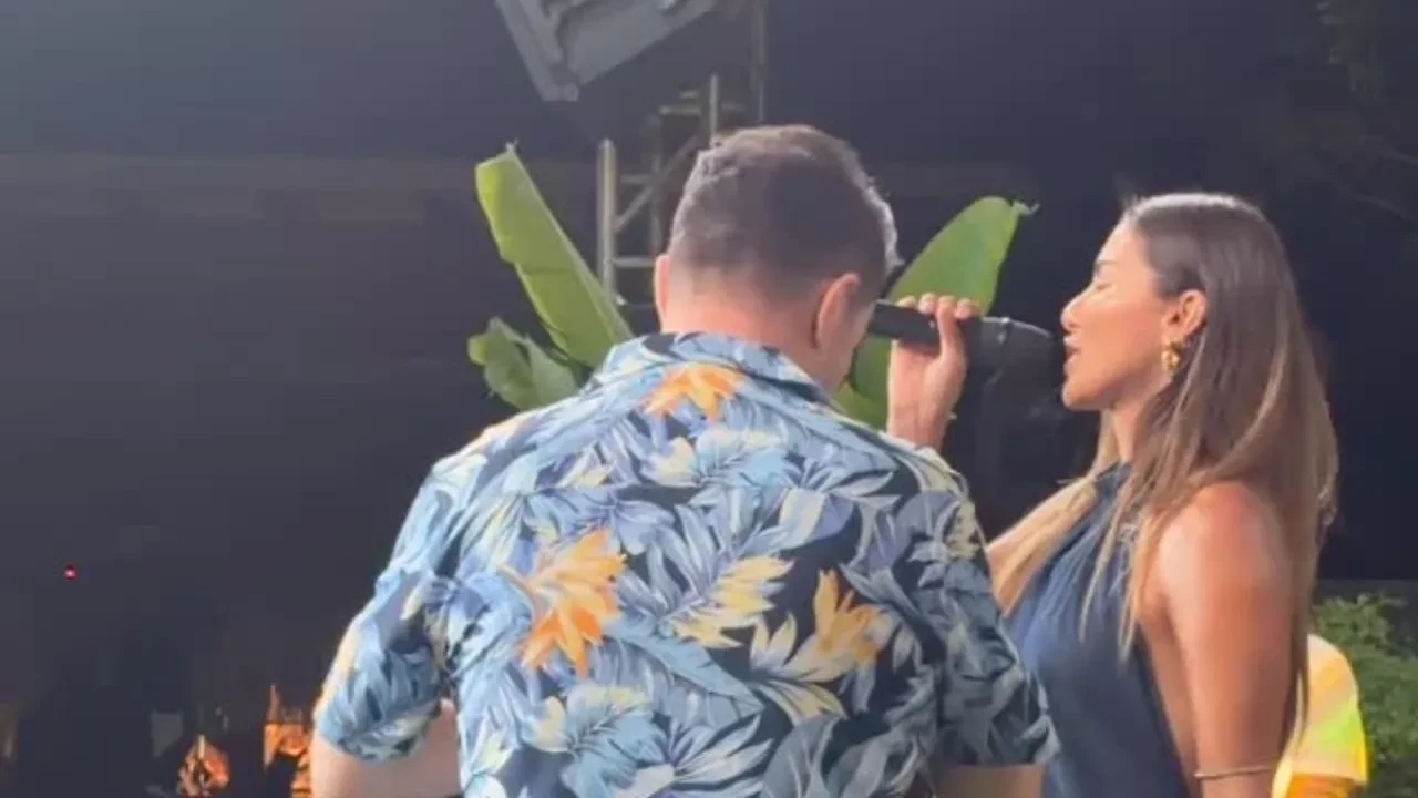 Survivor birleşme partisinde Mert Nobre, Lina ve Gözde şarkı söyledi! Sosyal medya yıkıldı! 