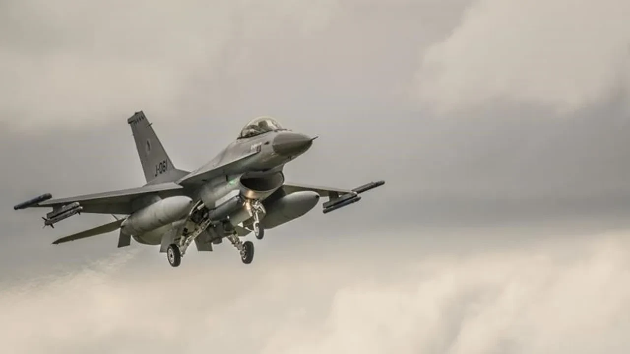 ABD medyası dev operasyonu duyurdu: İran’da düşen F-15E pilotları kurtarıldı