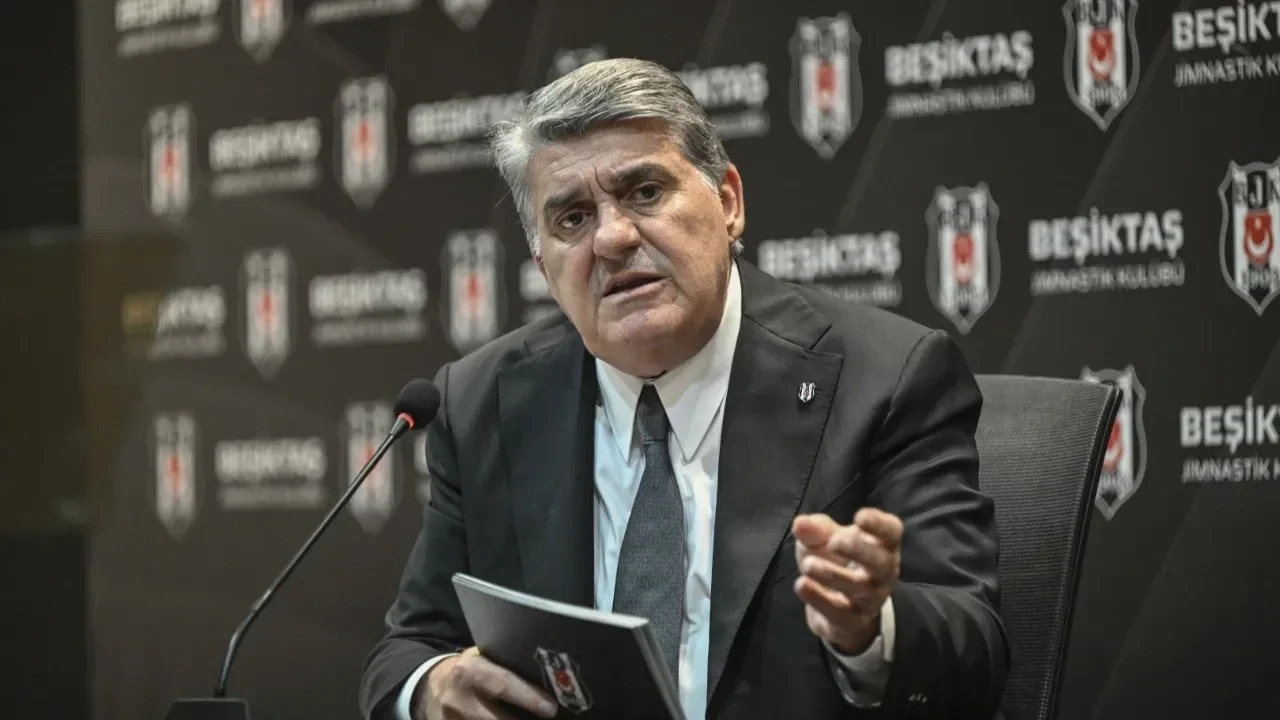 Beşiktaş'ta Serdal Adalı istifa istedi: Fenerbahçe derbisinin ardından sert çıkış!