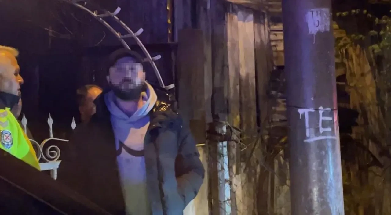 Ehliyetsiz sürücü yediği cezaların hırsını gazeteciden çıkarmaya çalıştı