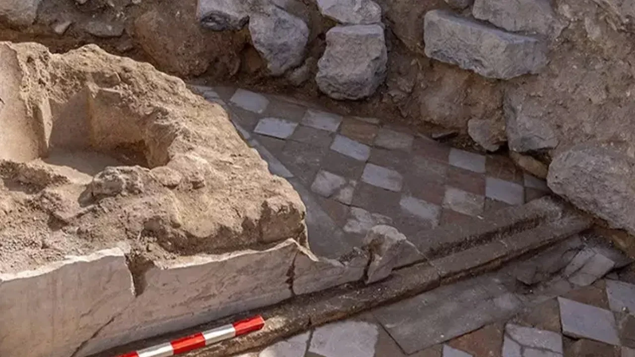 Eşi benzeri olmayan 1300 yıllık keşif! Hristiyanlık tarihine damga vuracak: Bilinmeyen yönü ortaya çıktı