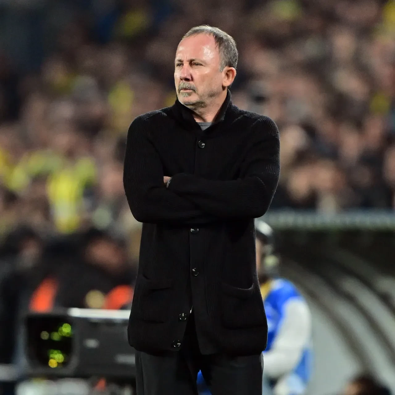 Fenerbahçe Beşiktaş derbisinde son dakika golü sürprizi: Şampiyonluk hesapları sil baştan!