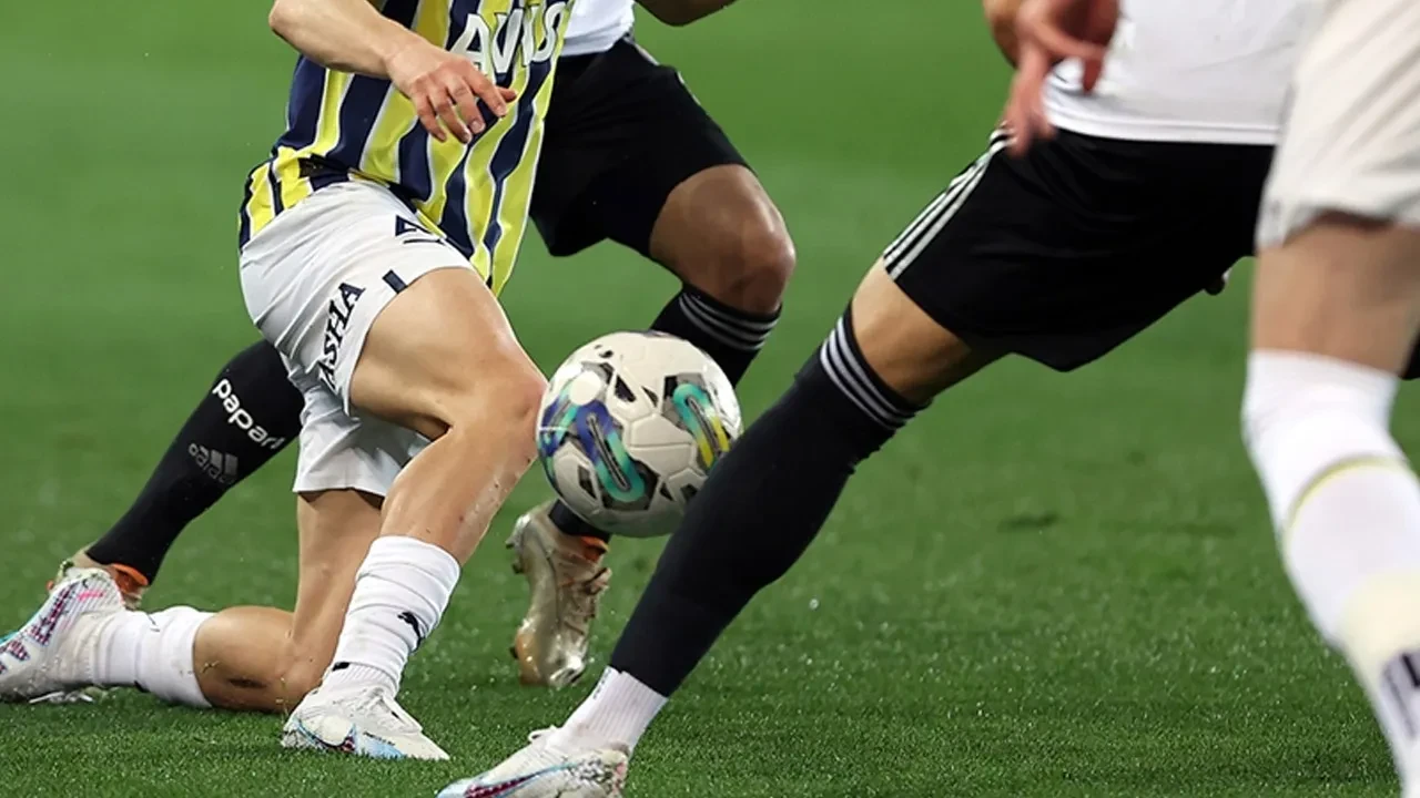 Fenerbahçe-Beşiktaş derbisinde muhtemel 11'ler! 