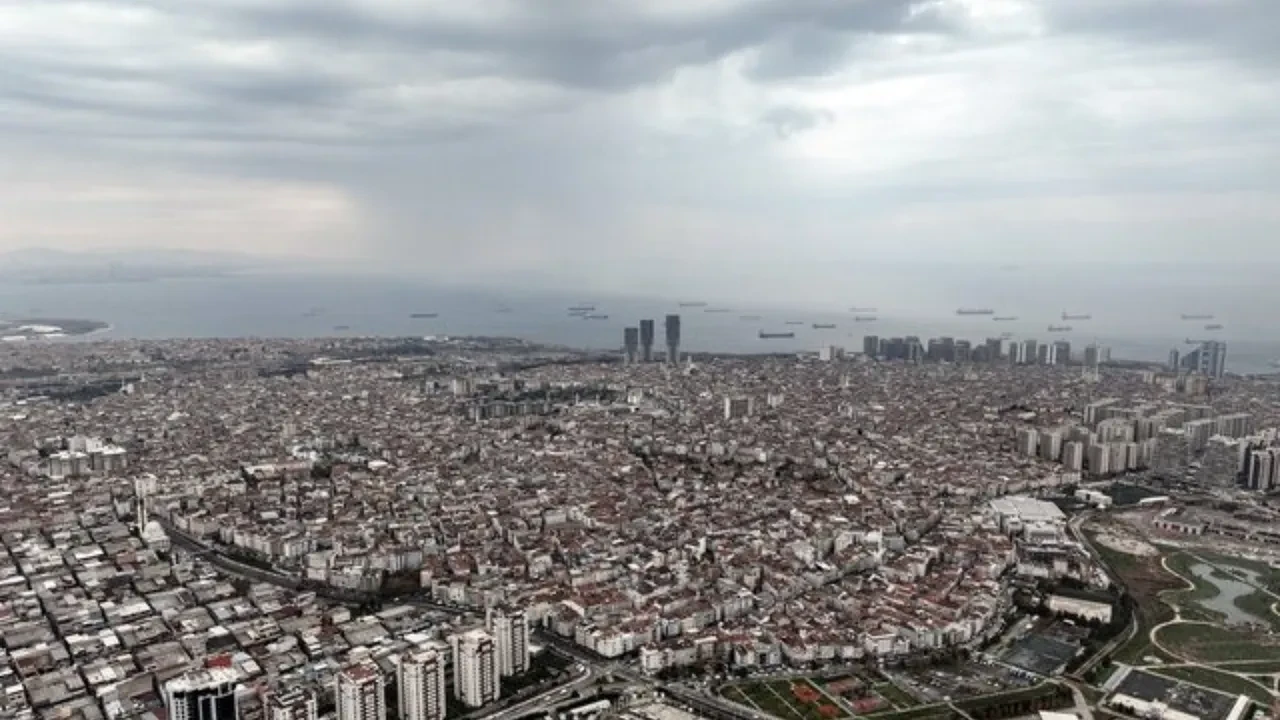 İstanbul'da 300 bin boş konut alarmı! Satın alırken kritik '500 bin TL' detayı 