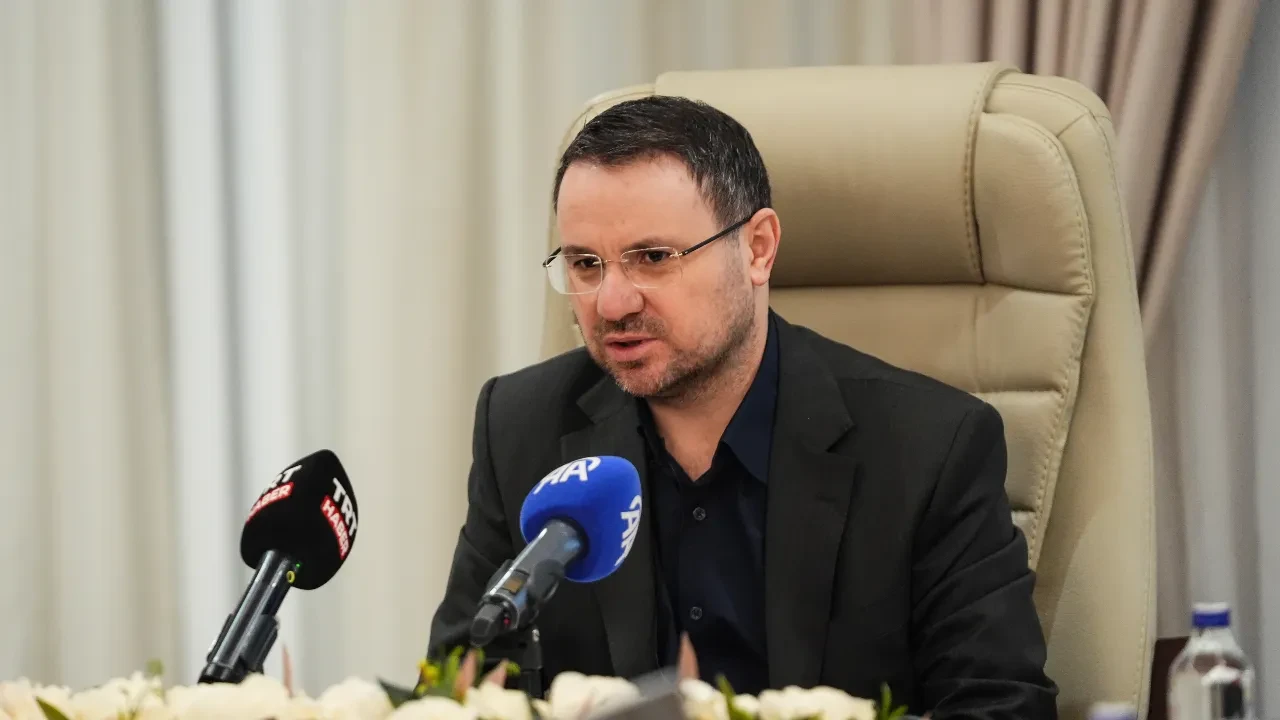 Suça sürüklenen çocuklarla ilgili düzenleme geliyor: Bakan Gürlek ailelerle buluştu