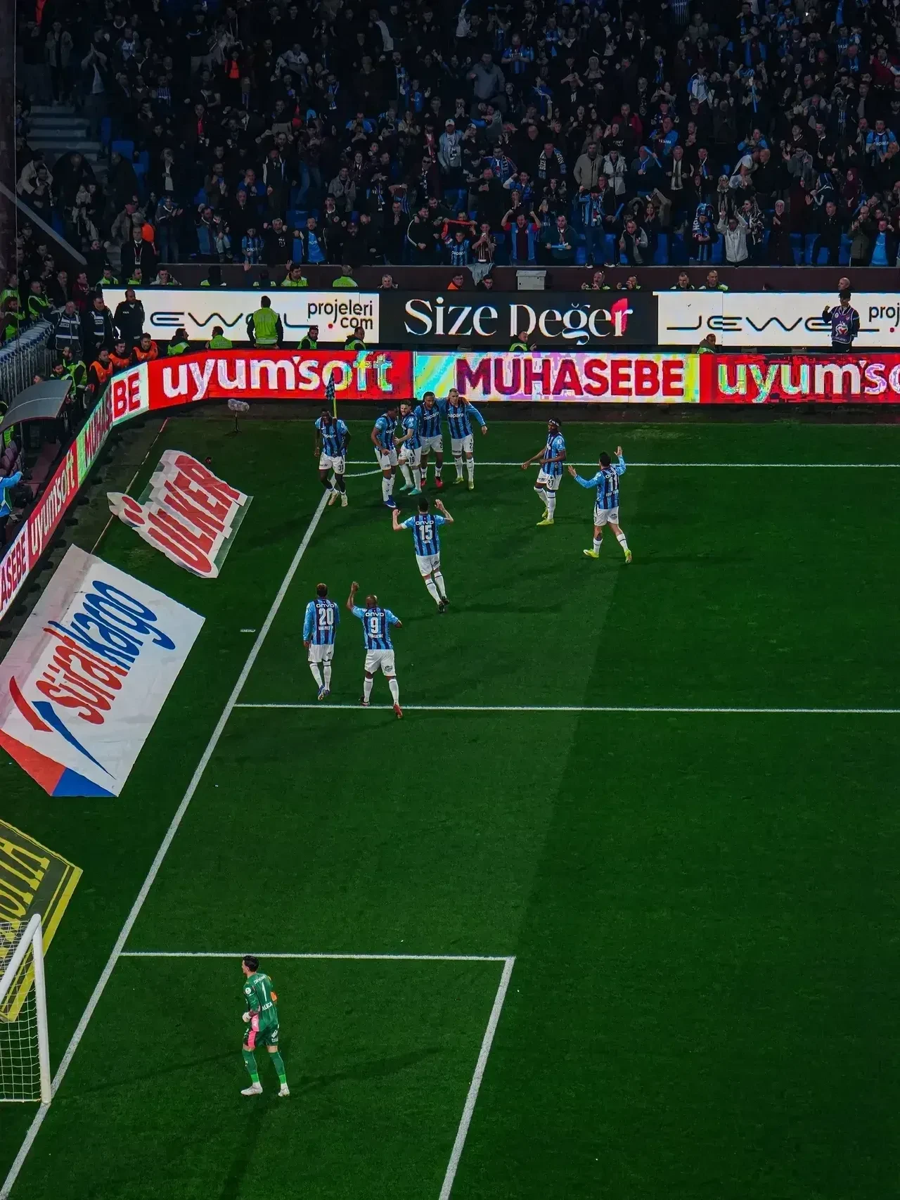 Trabzonspor'da Ertuğrul Doğan'dan gözdağı: "Herkes haddini bilsin!"