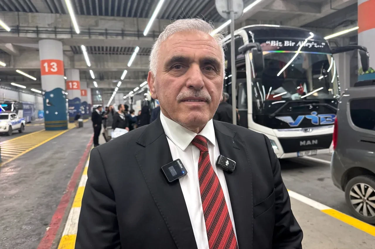 Umre ziyareti kabusa döndü! Tur şirketi battı, 177 kişi ortada kaldı