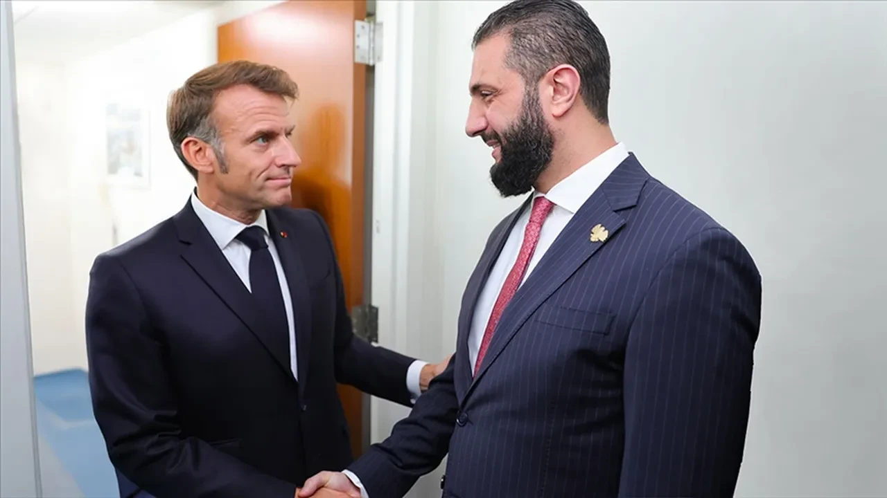 Ahmed Şara ile Emmanuel Macron görüştü! Görüşmenin ayrıntıları belli oldu