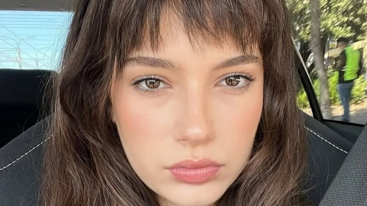 Delikanlı dizisinin Dila’sı Mina Demirtaş kimdir? Mina Demirtaş kaç yaşında, hangi dizilerde oynadı?