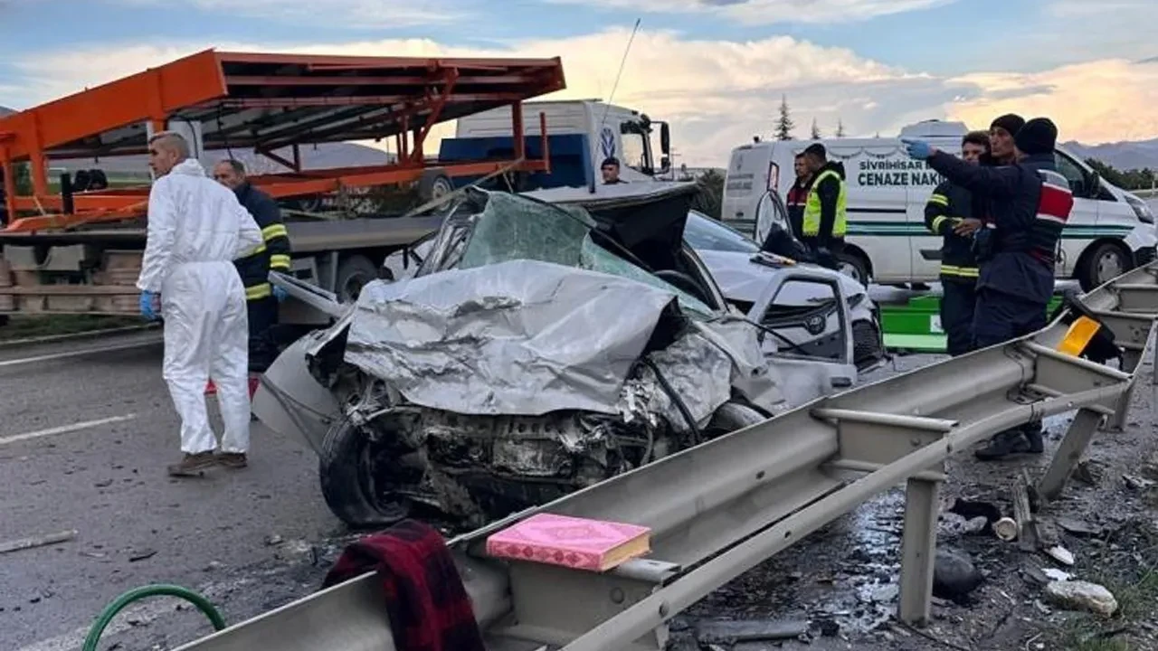 Eskişehir'de feci kaza: 4 ölü, 2 ağır yaralı