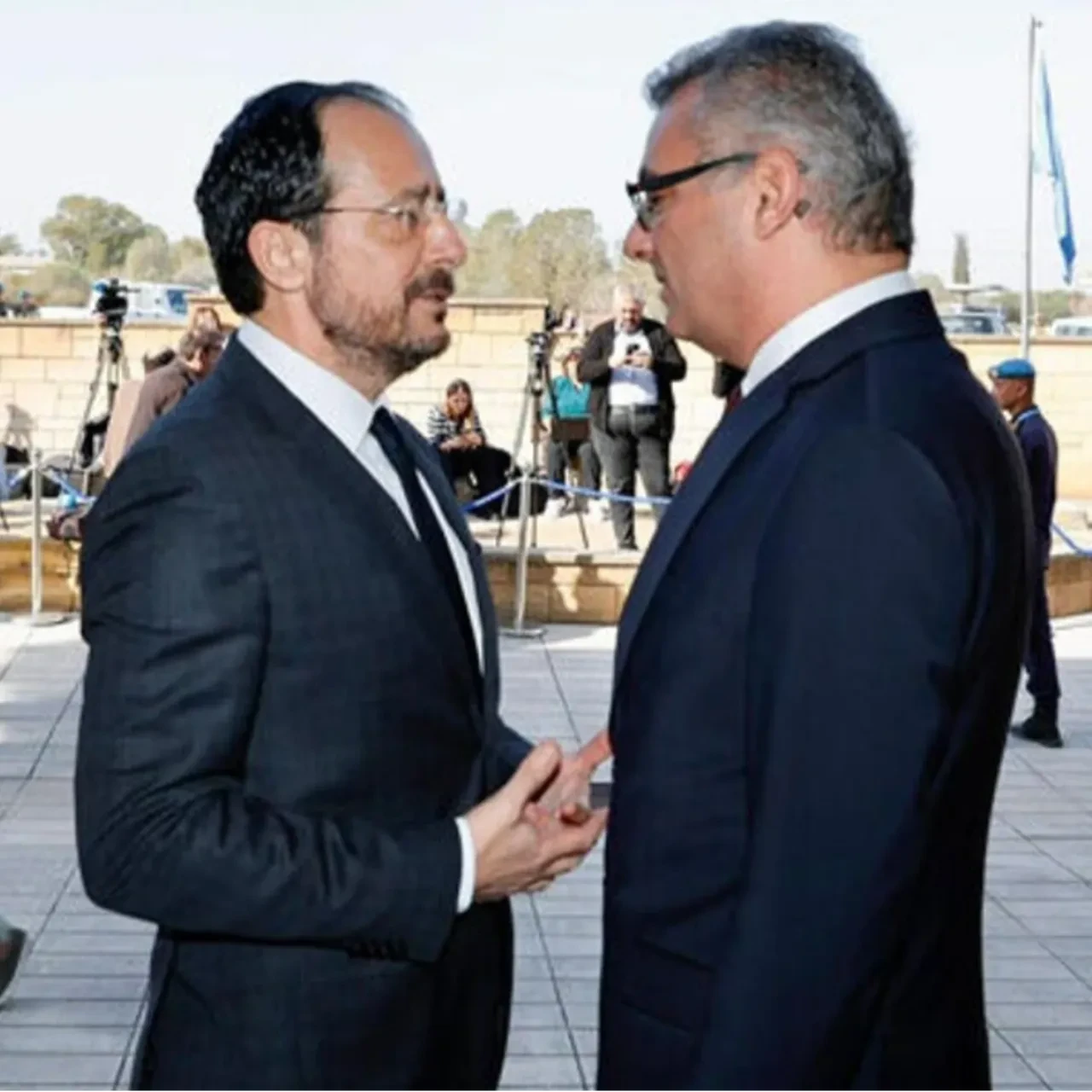 Kıbrıs'ta kritik zirve! Erhürman ve Hristodulidis bir araya geldi