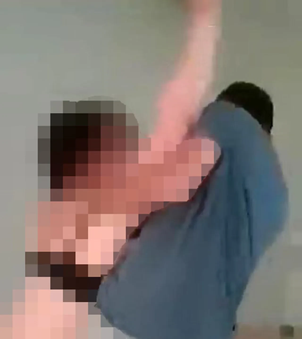 Kocasını günlük kiralık dairede başka kadınla bastı! İhanet anını kayda aldı