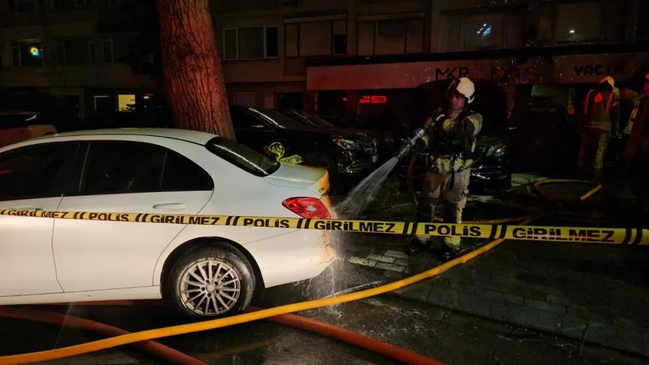 Kundaklanan oto galeri olayında yeni detaylar! Sahipleri azılı suçlu çıktı: Uyuşturucu, dolandırıcılık ve dahası