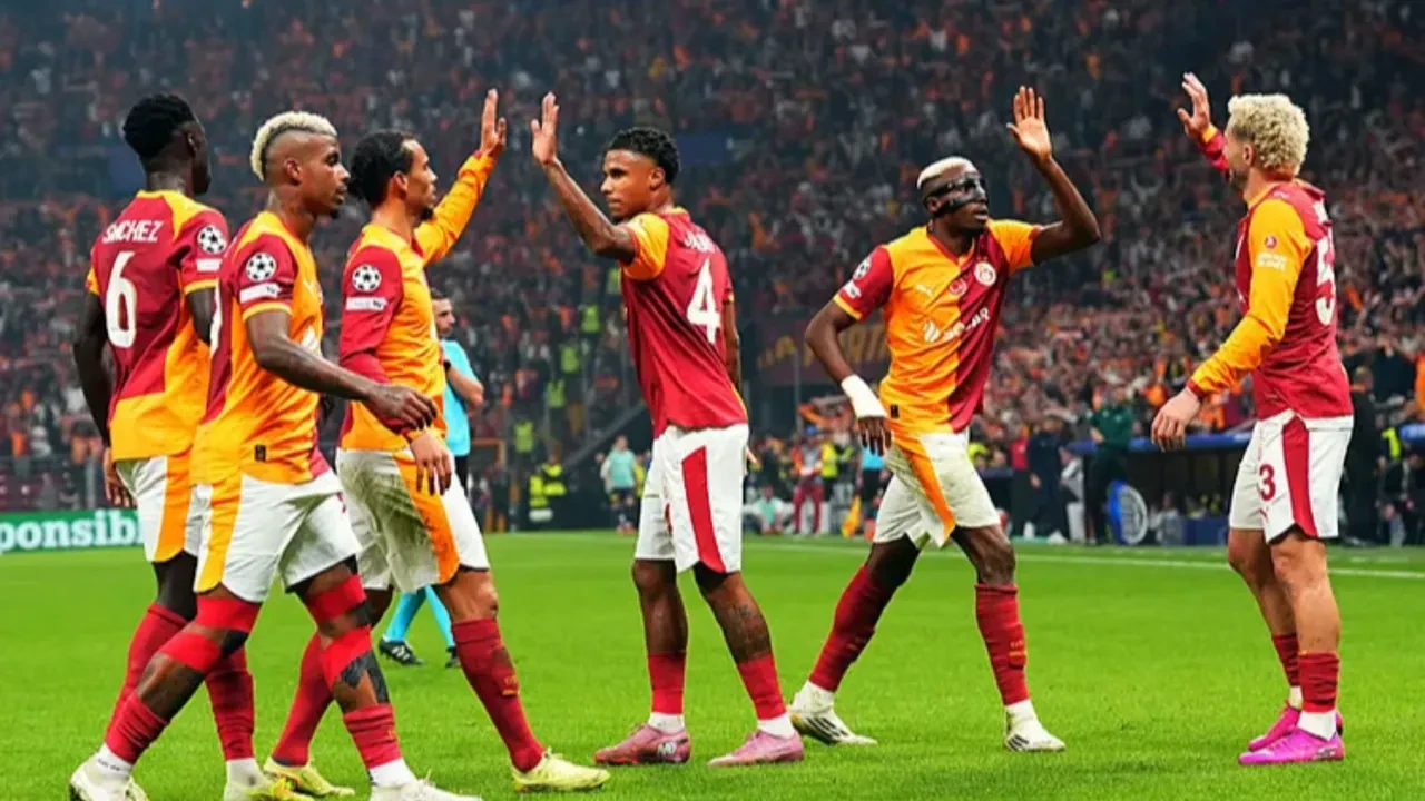 Süper Lig'de şampiyonluk yarışı alev aldı! Nefesler tutuldu: İşte Galatasaray, Fenerbahçe ve Trabzonspor'un kalan maçları...