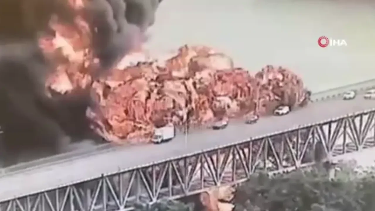 Amerika Köprüsü'nde feci patlama: Ölü ve yaralılar var