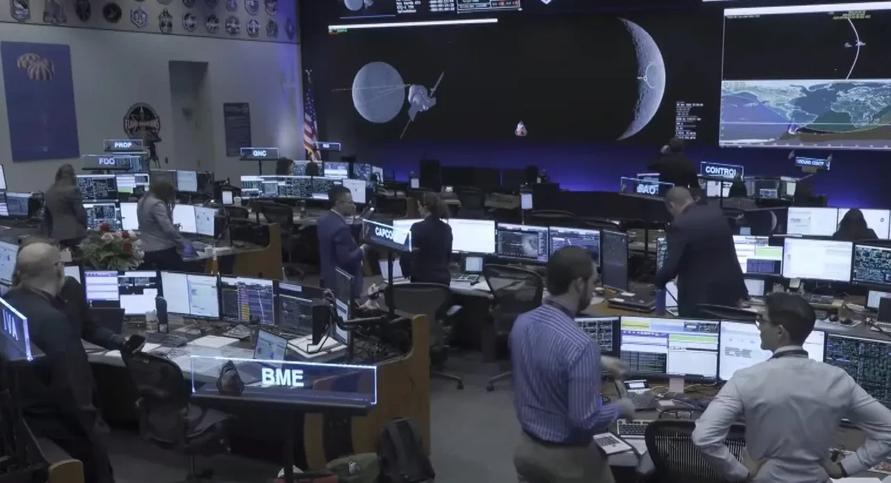 Artemis II ile tarihin en uzak noktası: Ay yolculuğunda rekor anları paylaşıldı