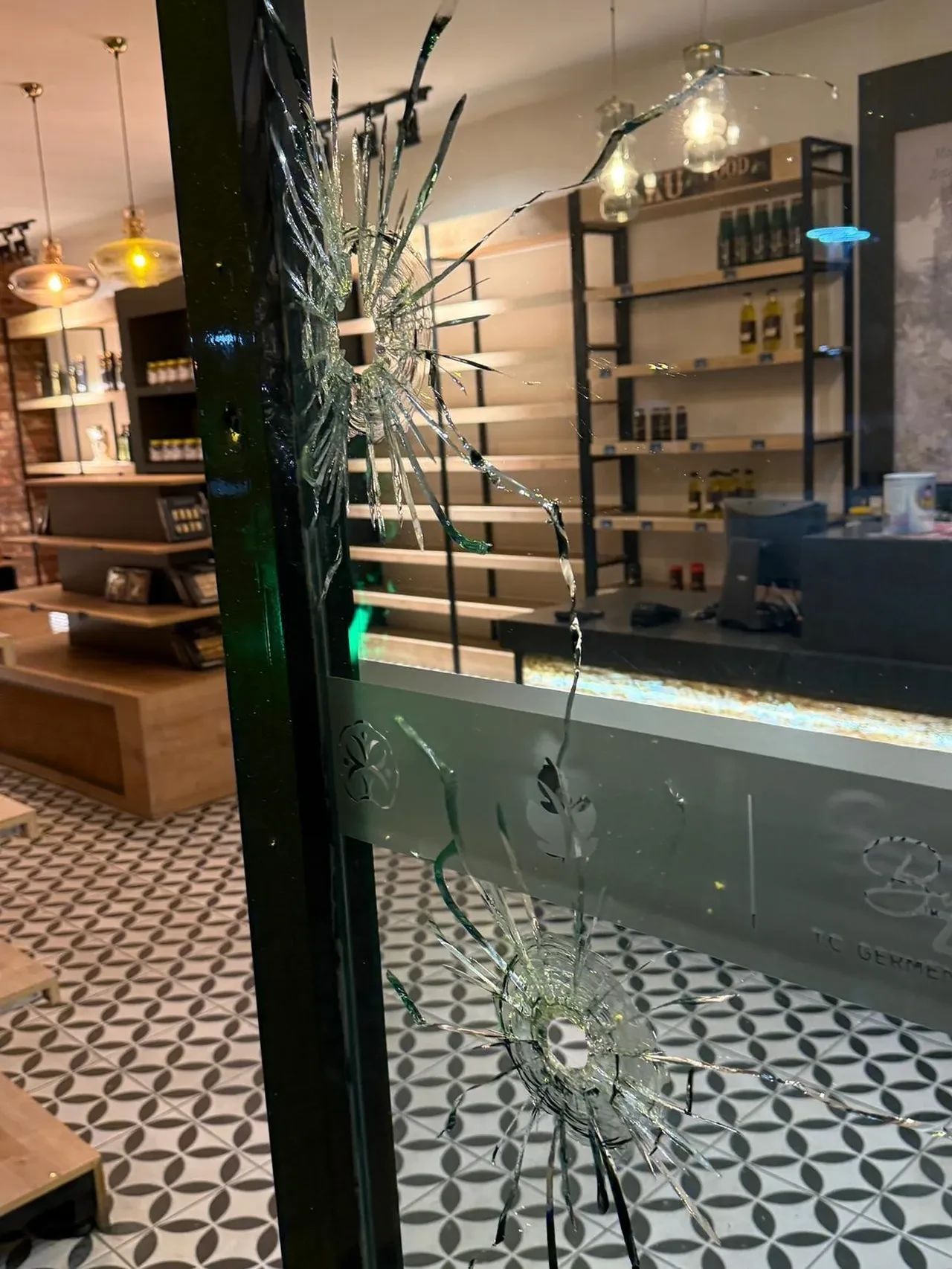 Aydın'da belediyenin mağazasına saldırı