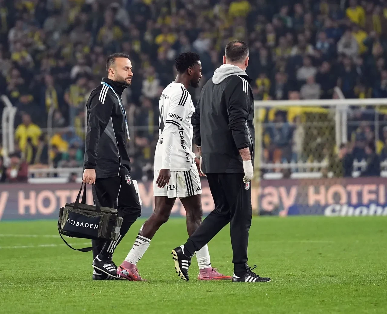 Beşiktaş'tan sakatlık açıklaması! Wilfred Ndidi’nin durumu belli oldu