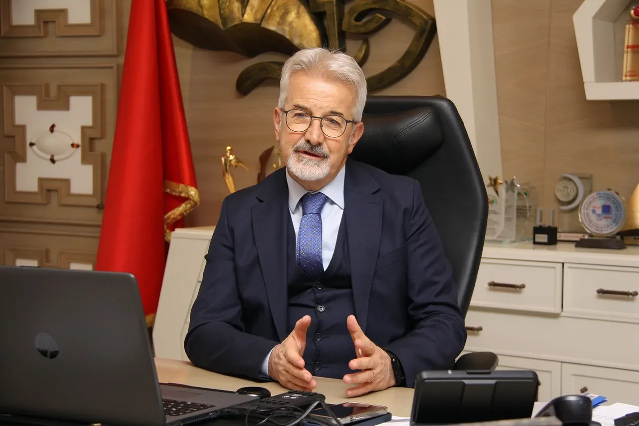 Bursa'da yolsuzluk operasyonu sonrası yeni detay! Turgay Erdem rüşvet taşınmazlarını sevgilisinin üzerine yaptı