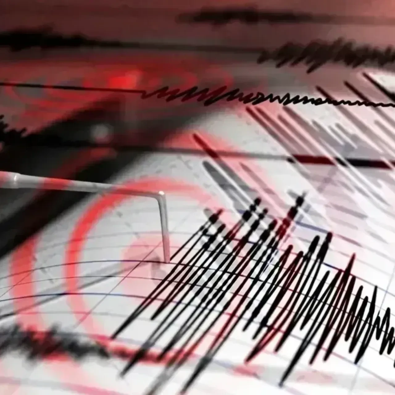 Denizli'de deprem oldu! Çevre illerde de hissedildi