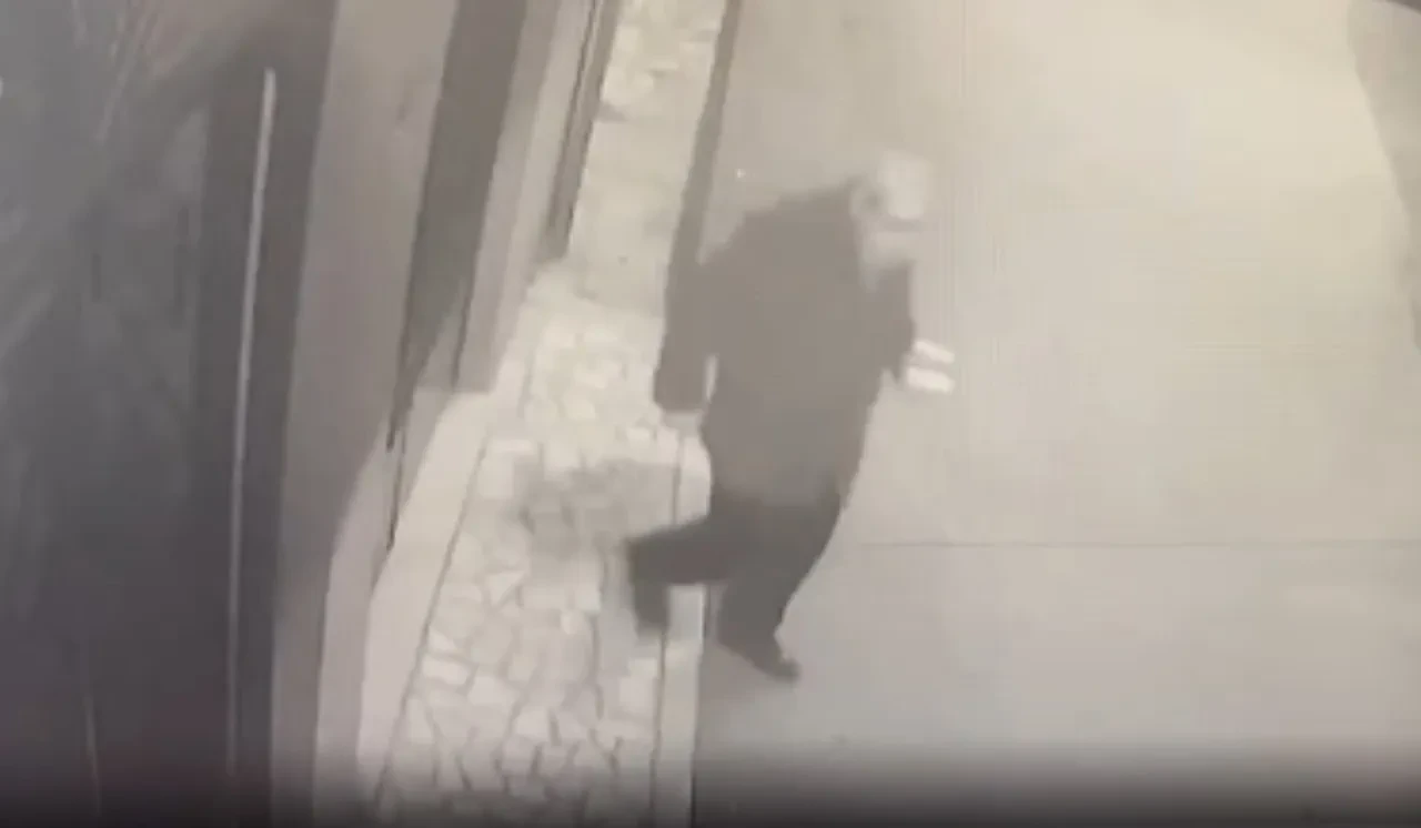 Her detayı kan dondurdu! Kocasının cesedini 15 parçaya ayırıp, çöp konteynerine attı