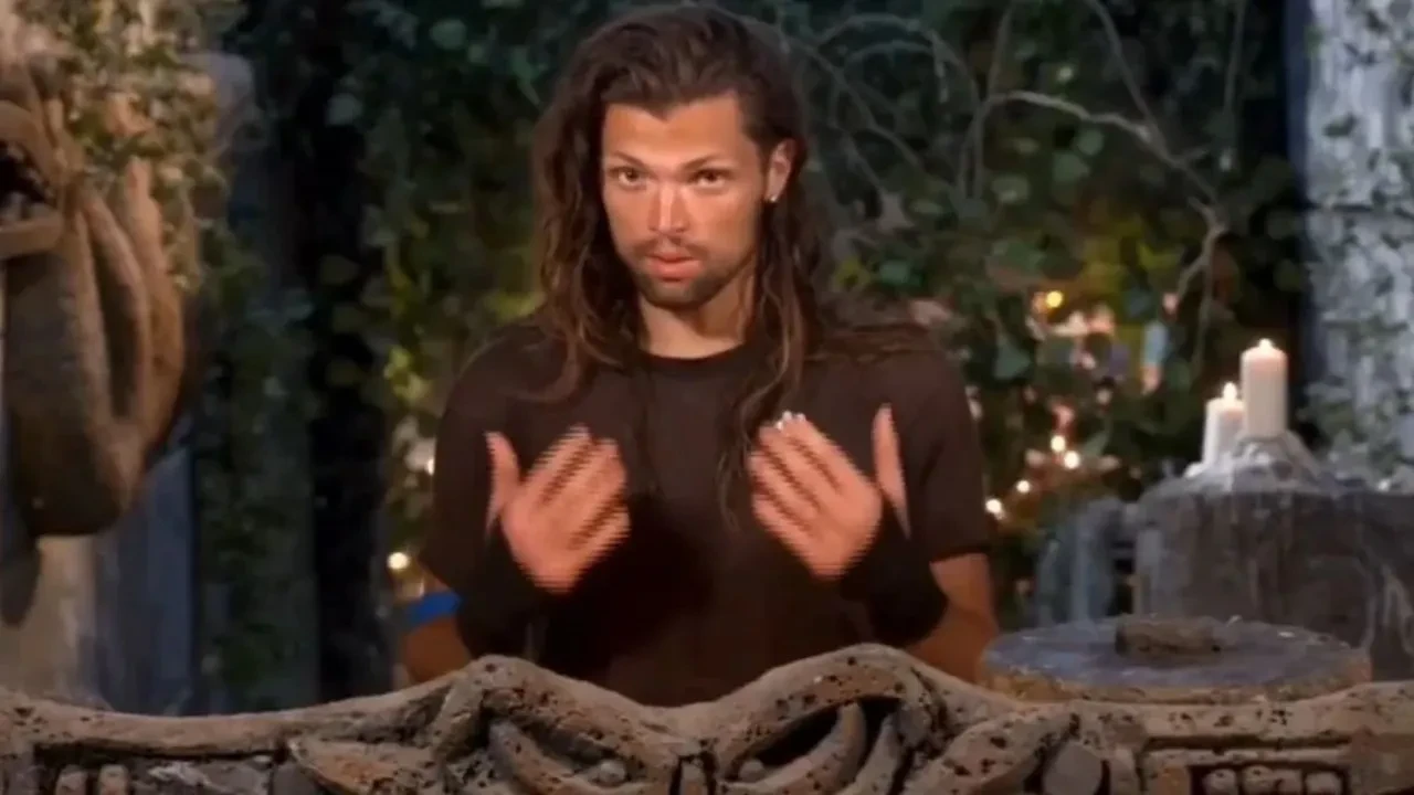 Onur Alp Çam'ın yeni imajı Tarık Mengüç'e benzetildi! Anneannesi beğenmeyince imaj değiştirdi