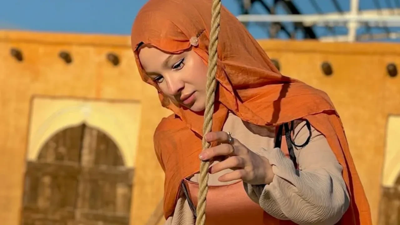 Said Hatipoğlu ile birlikte video paylaşan Fatma Soydaş’ın geliri dudak uçuklattı! Abonelik sistemiyle zengin oldu