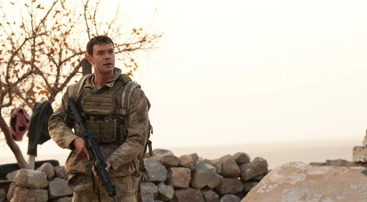 Sevdiğim Sensin dizisi oyuncusu Helin Kandemir ile Aytaç Şaşmaz sevgili mi? Aşk iddialarına Helin kandemir'den cevap geldi