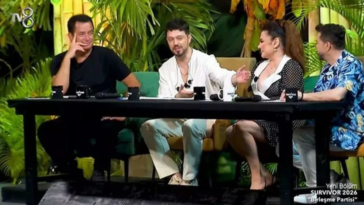 Survivor 2026 Nefise Karatay’ın Murat Boz çılgınlığı devam etti! Birleşme partisindeki detaylar